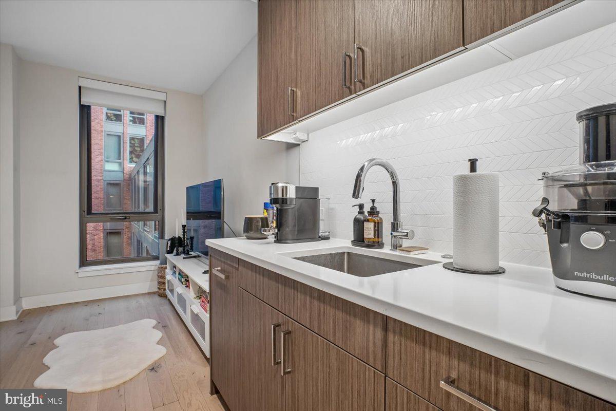 1211 VAN STREET SE 403