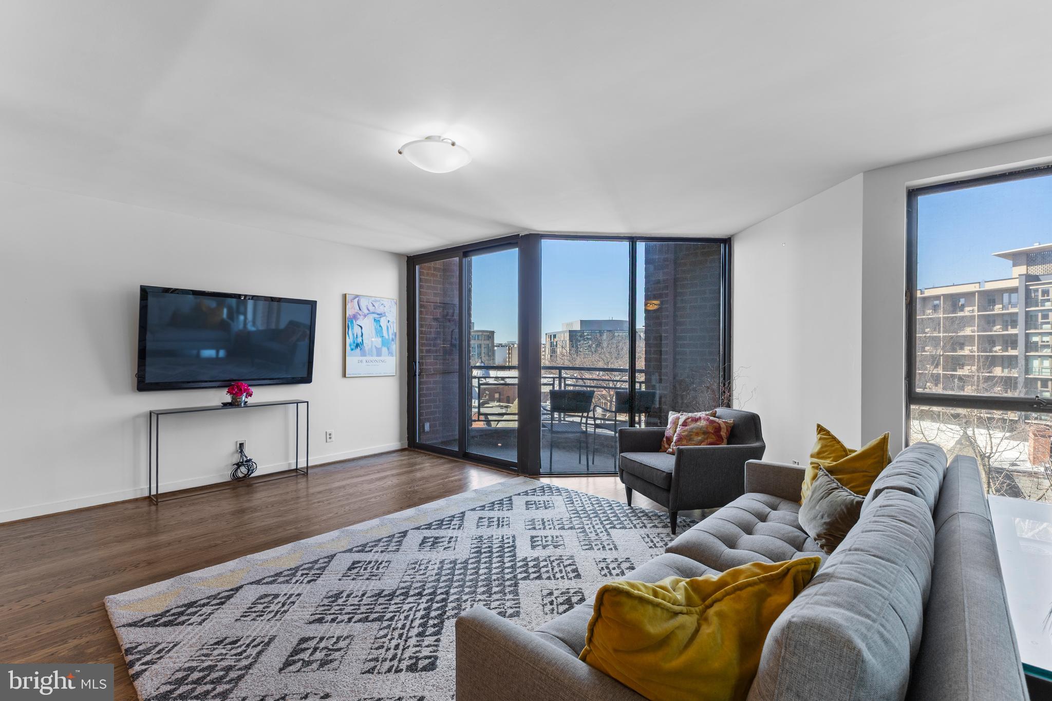 1099 22ND STREET NW 807