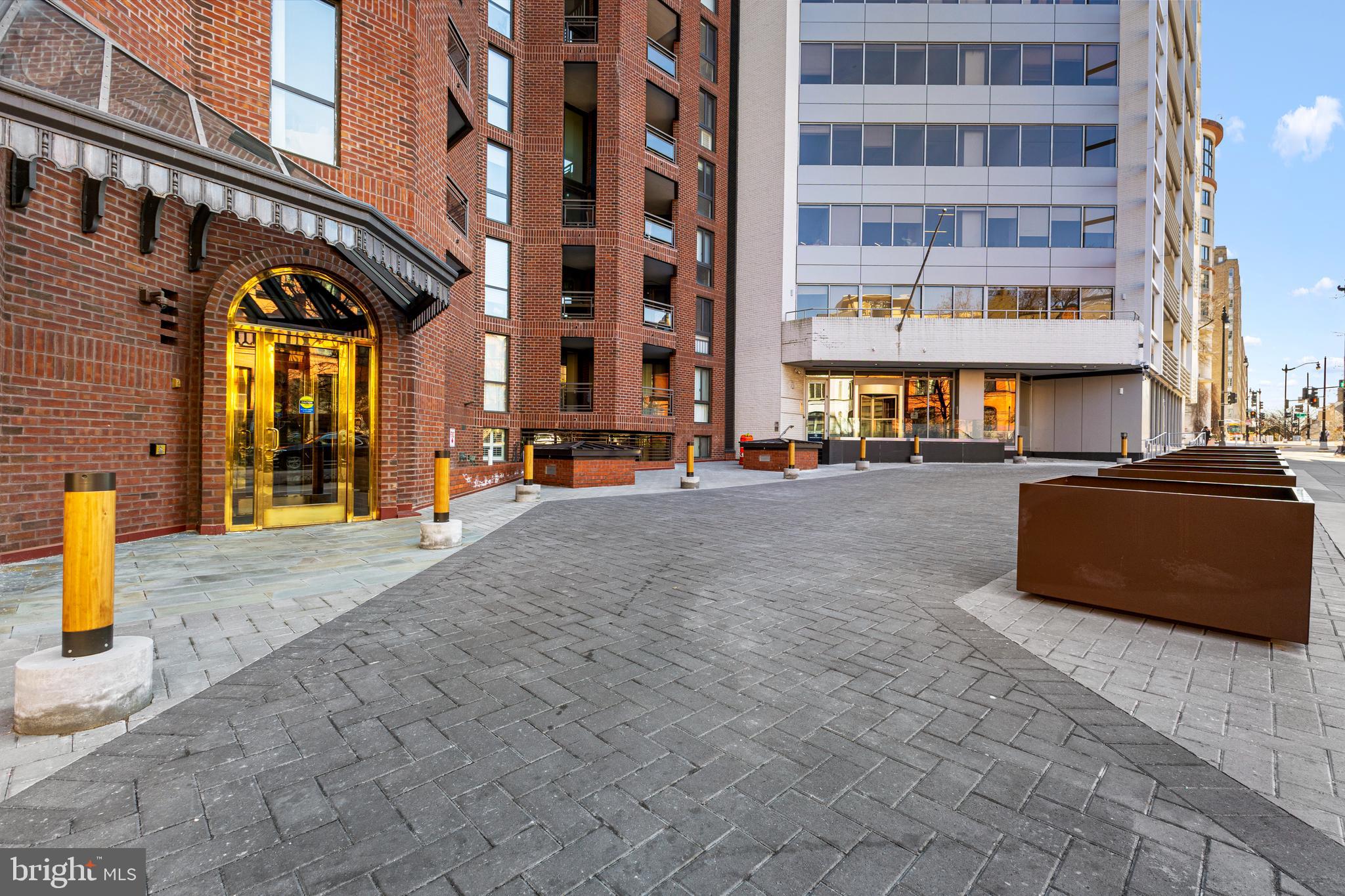 1099 22ND STREET NW 807