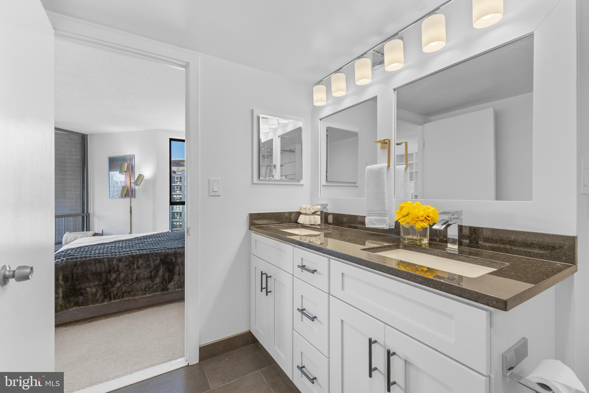 1099 22ND STREET NW 807