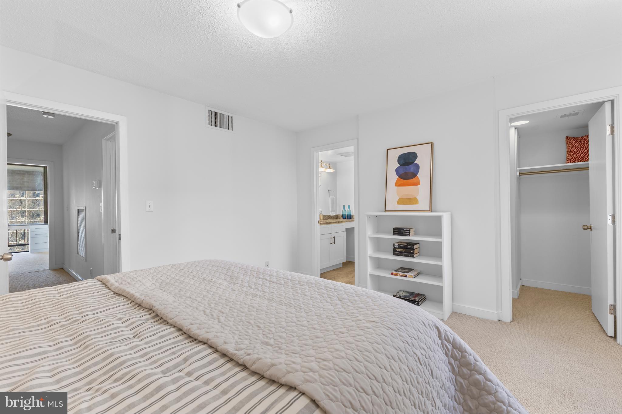 1099 22ND STREET NW 807