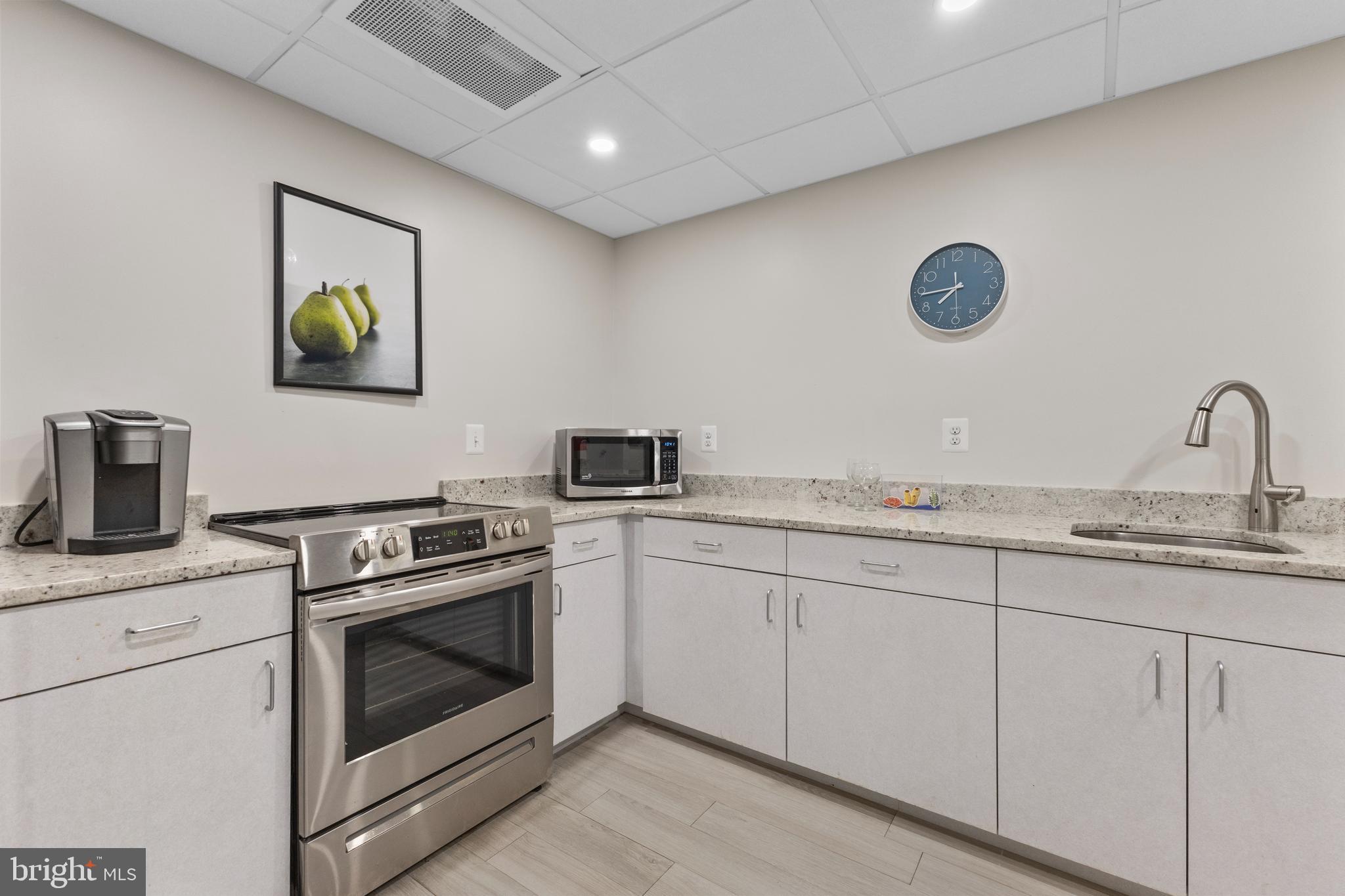 1099 22ND STREET NW 807