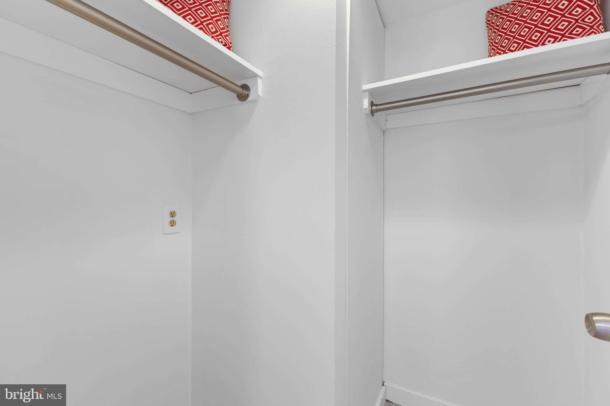 1099 22ND STREET NW 807