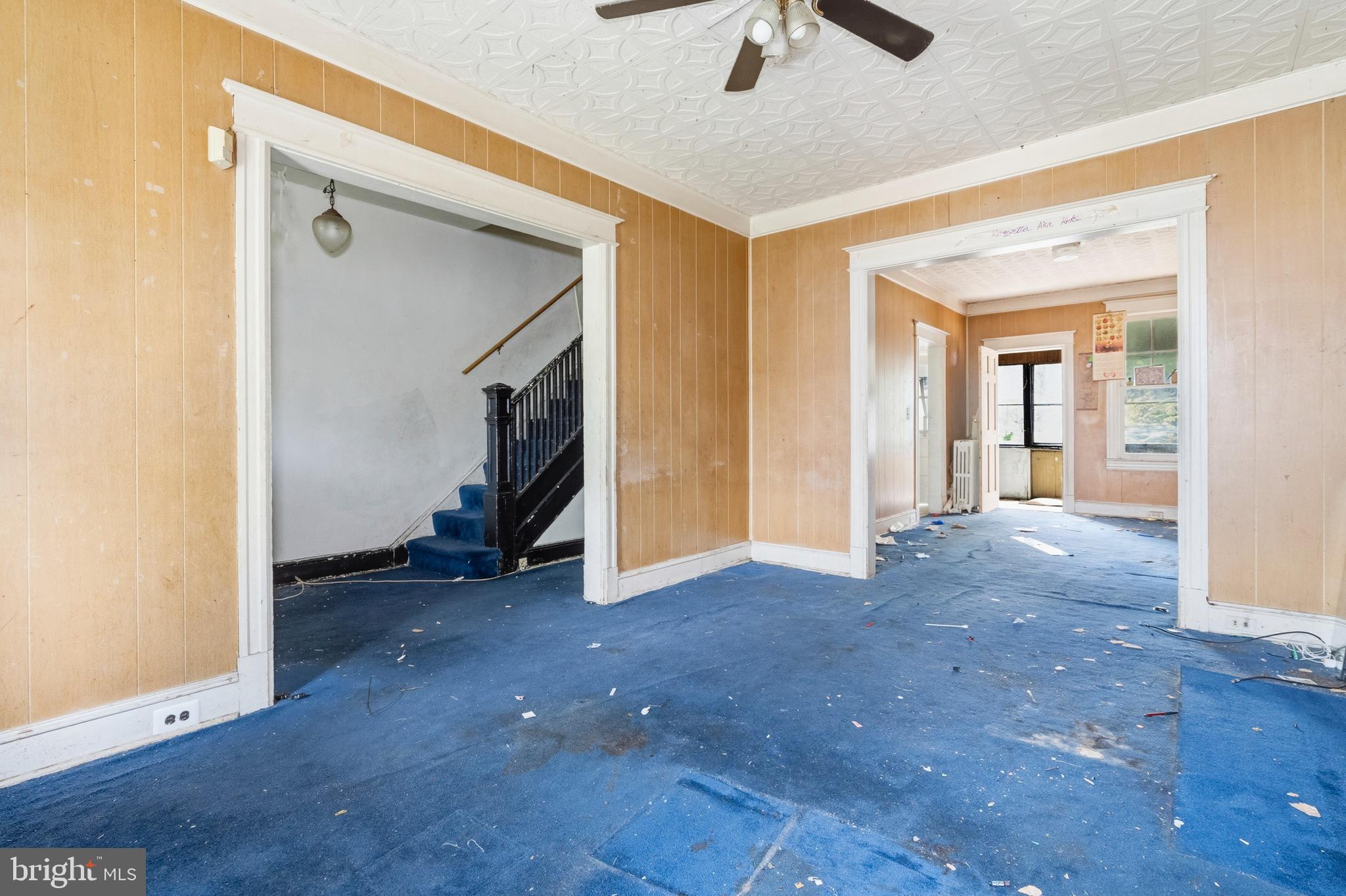 325 BRYANT STREET NE