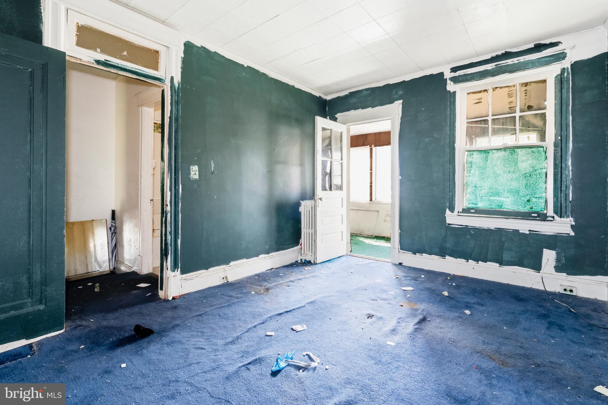 325 BRYANT STREET NE