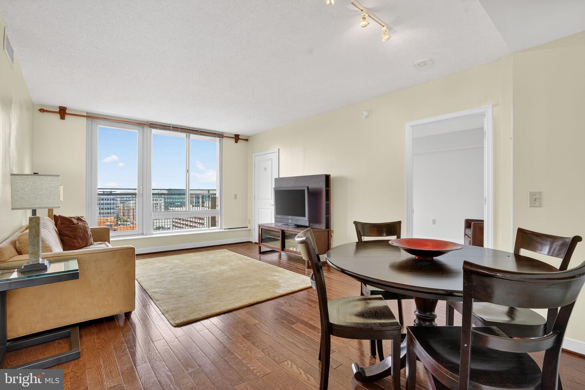 555 MASSACHUSETTS AVENUE NW 1318