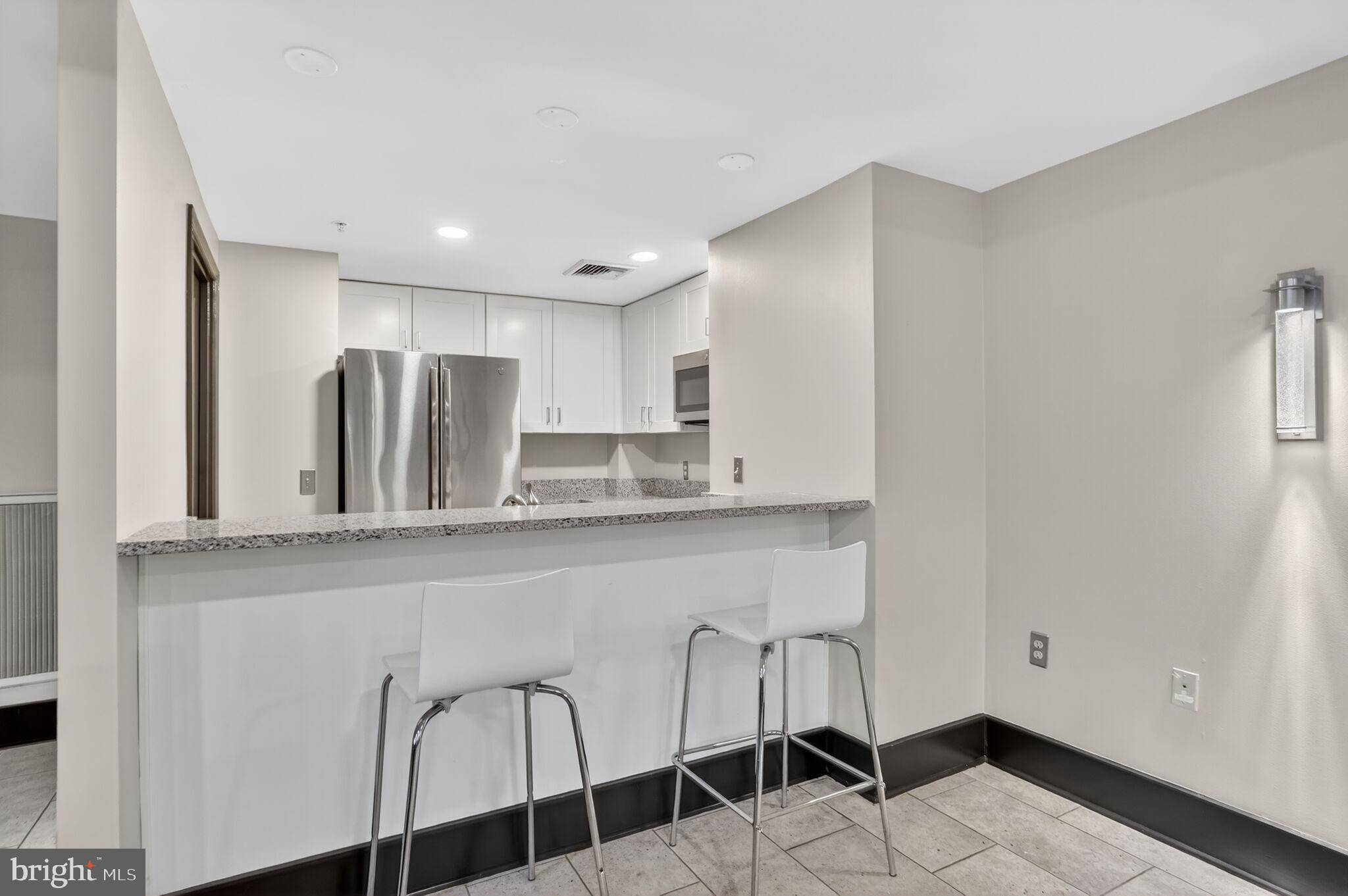 555 MASSACHUSETTS AVENUE NW 1318