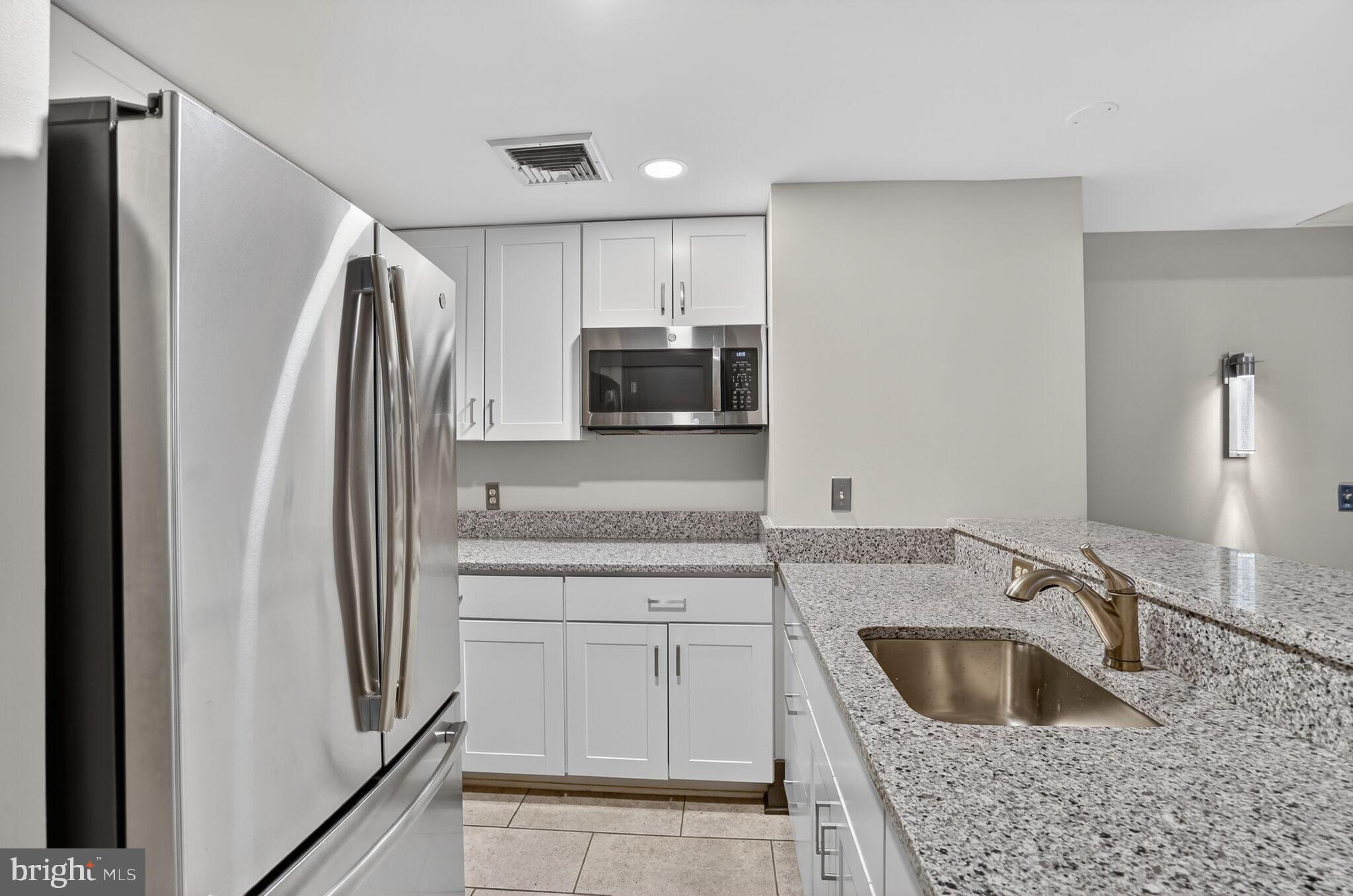 555 MASSACHUSETTS AVENUE NW 1318