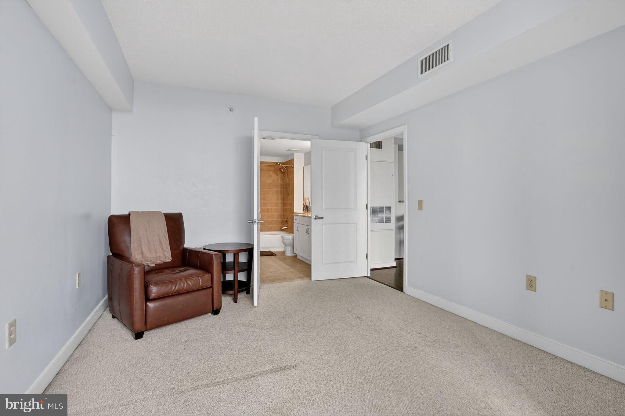 555 MASSACHUSETTS AVENUE NW 1318