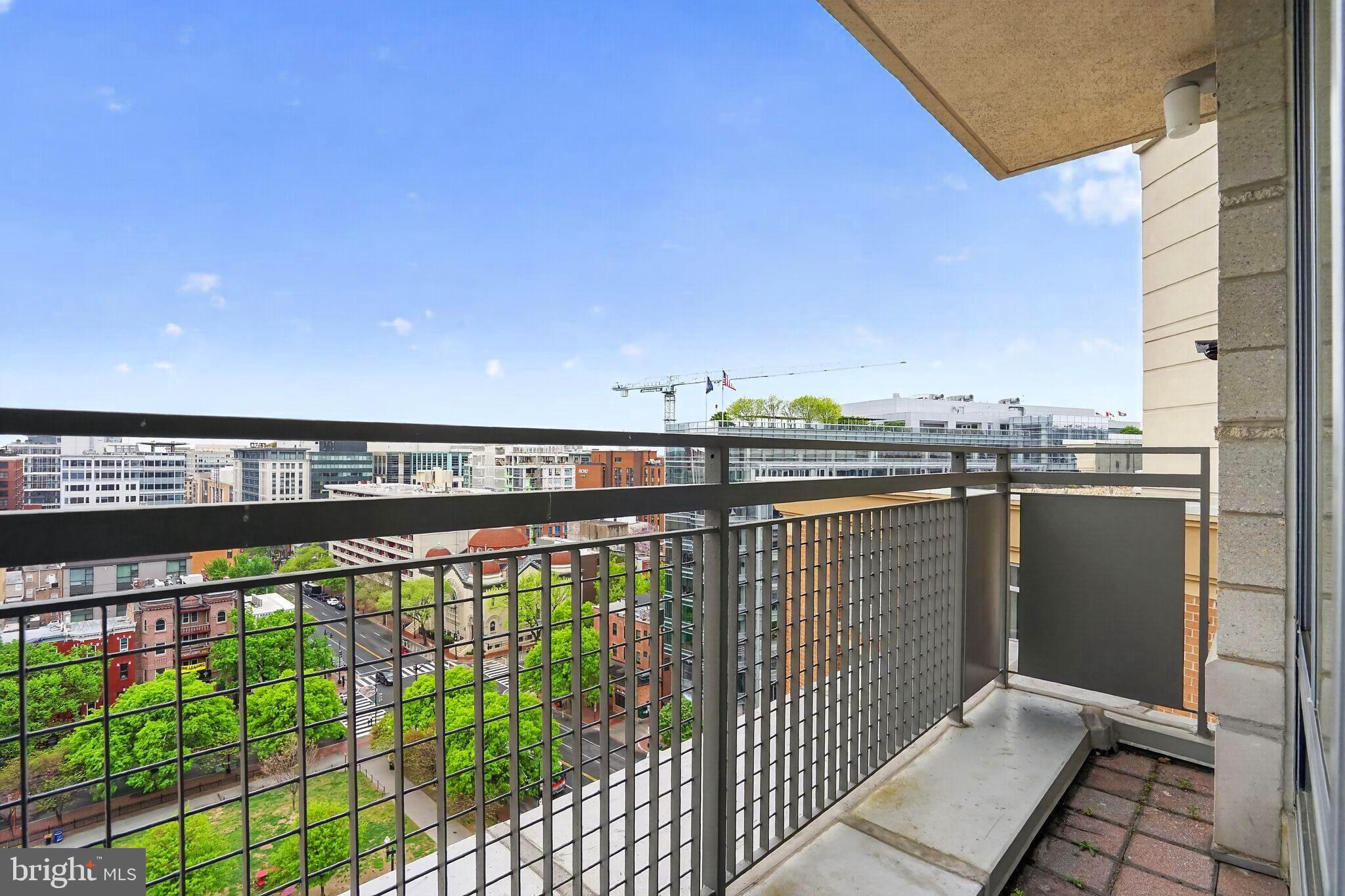 555 MASSACHUSETTS AVENUE NW 1318