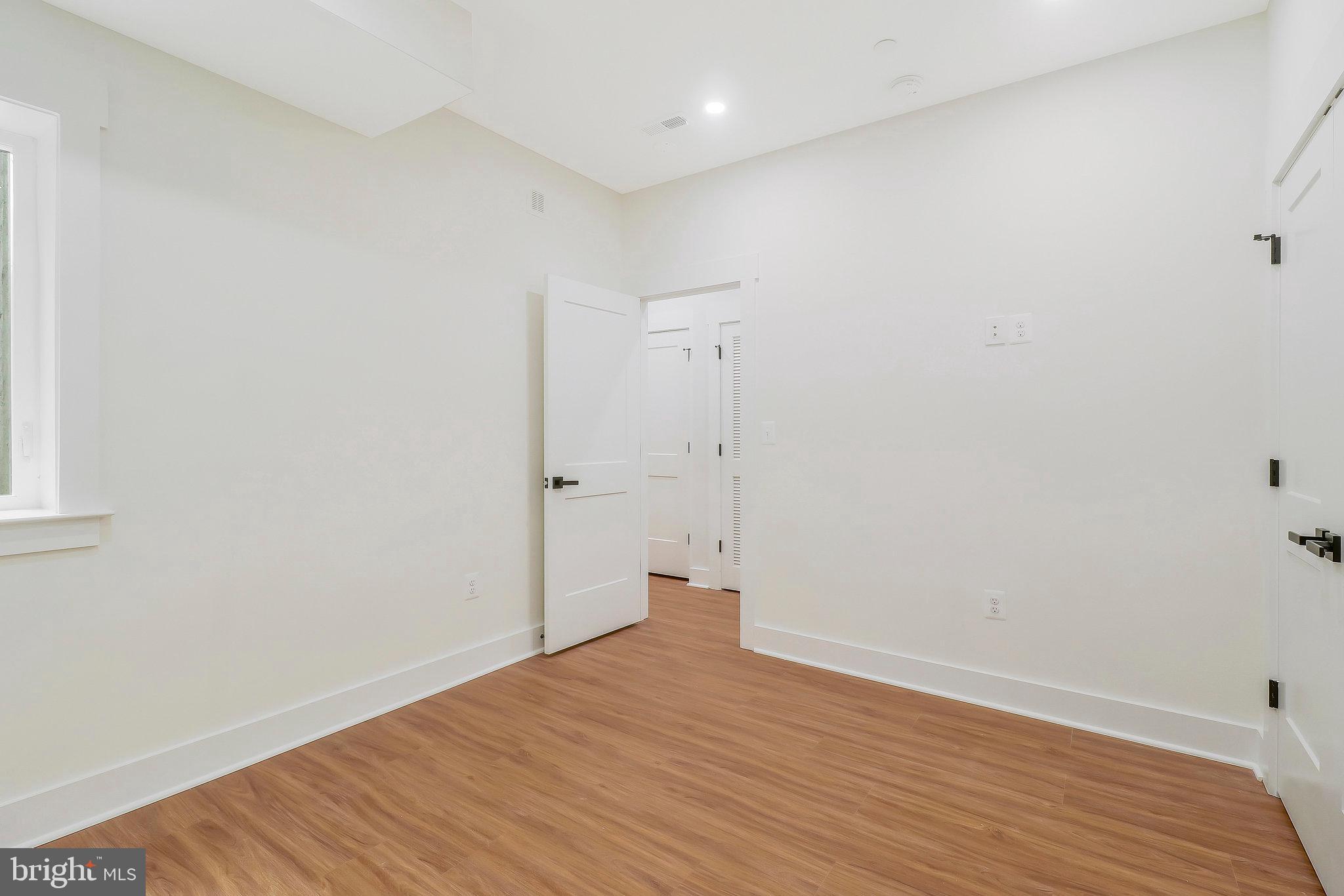 423 LAMONT STREET NW 1