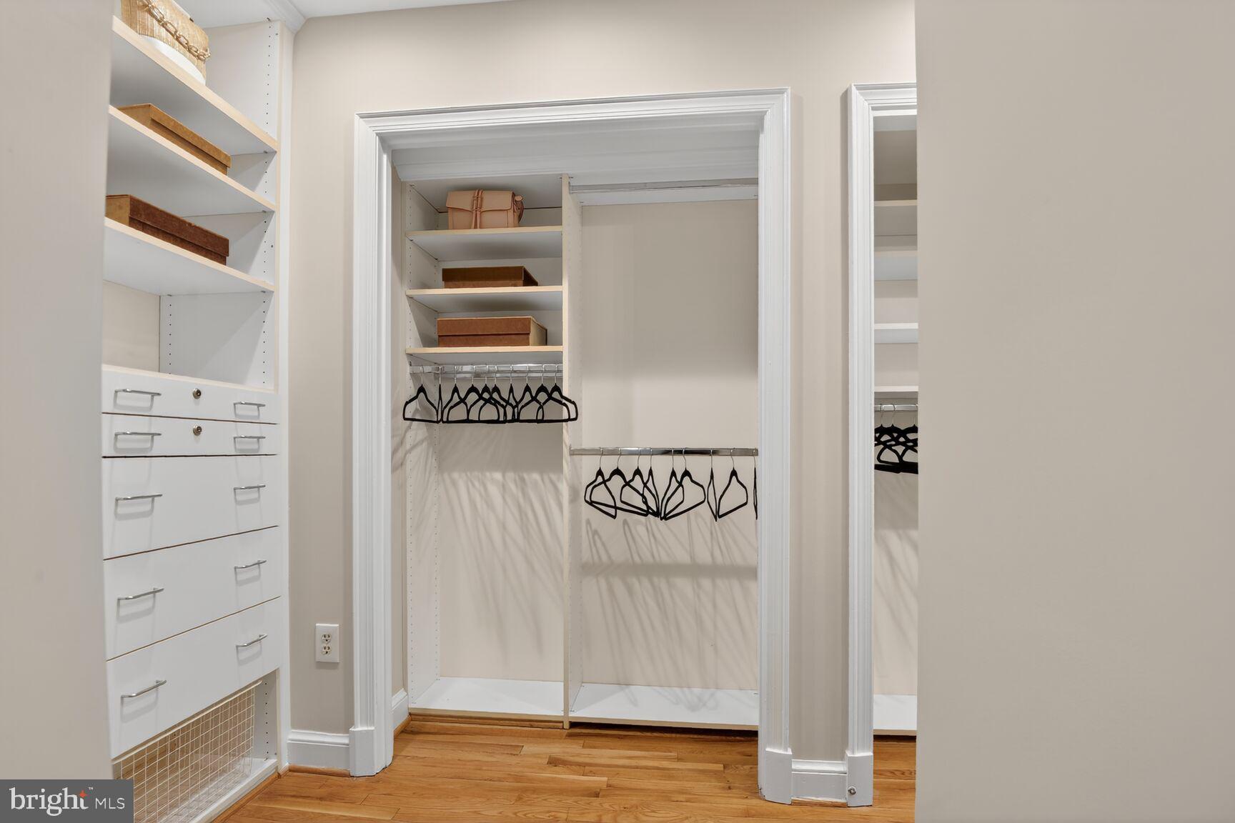 4383 WESTOVER PLACE NW