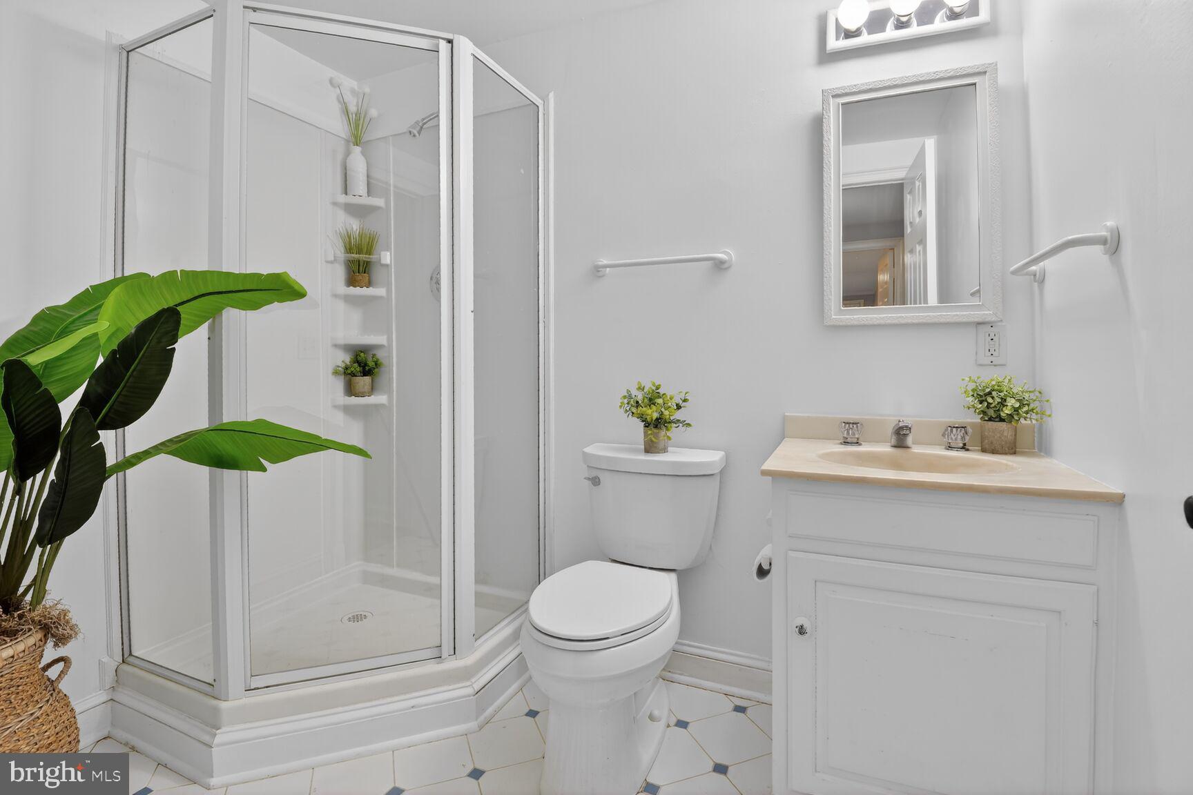 4383 WESTOVER PLACE NW