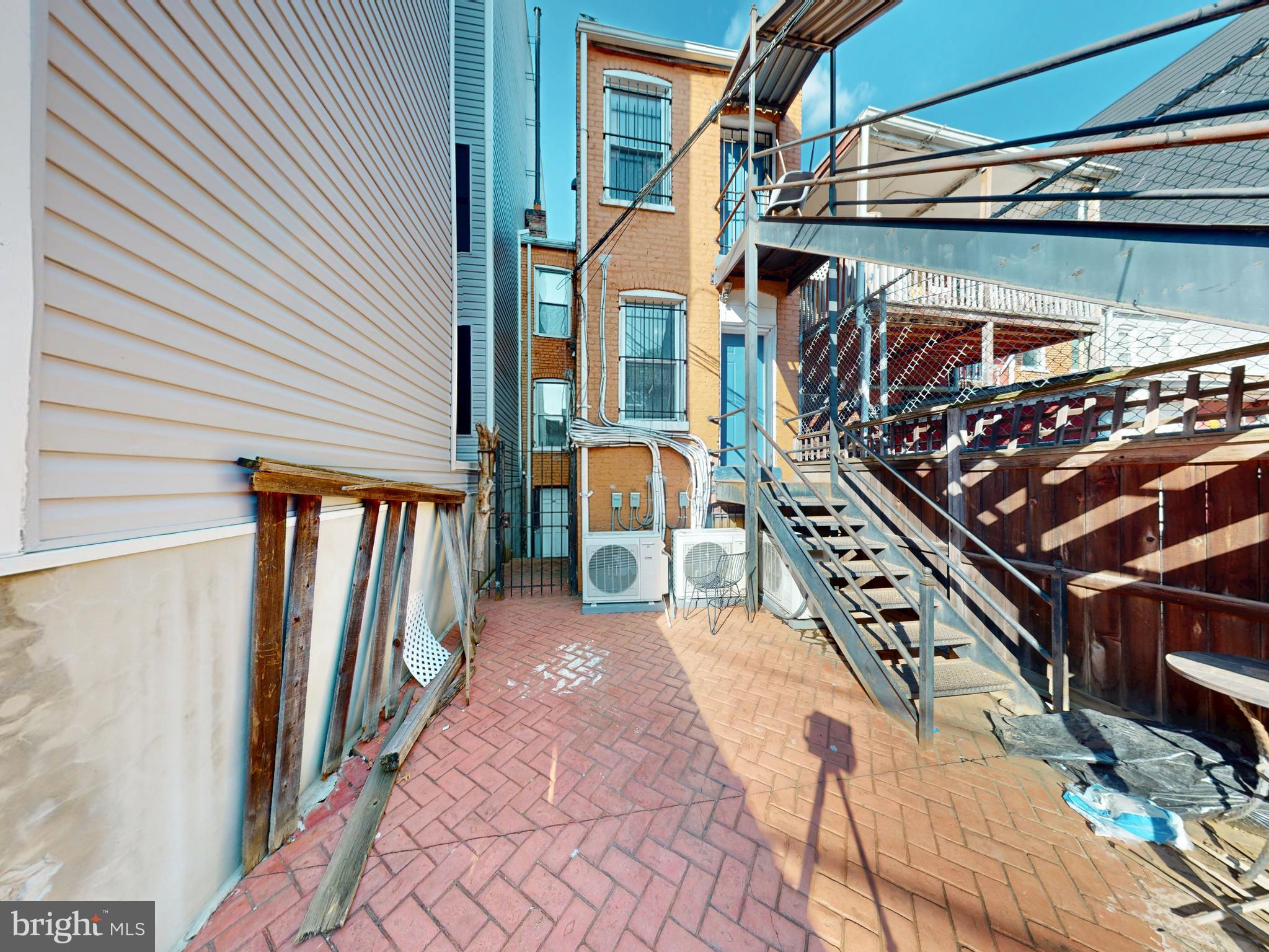 1315 PENNSYLVANIA AVENUE SE