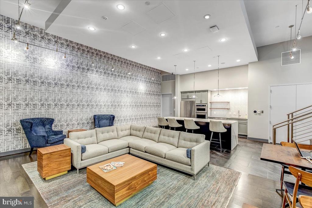 1025 1ST STREET SE 614