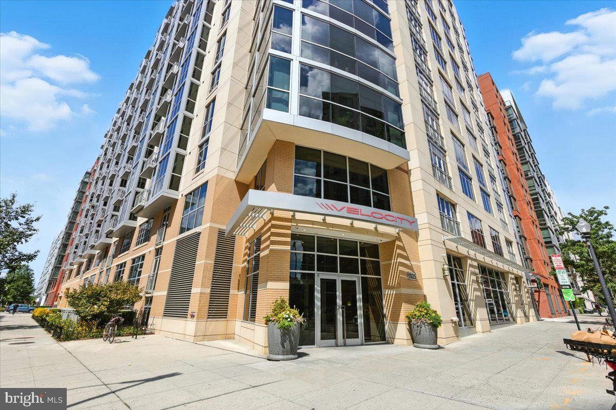 1025 1ST STREET SE 614