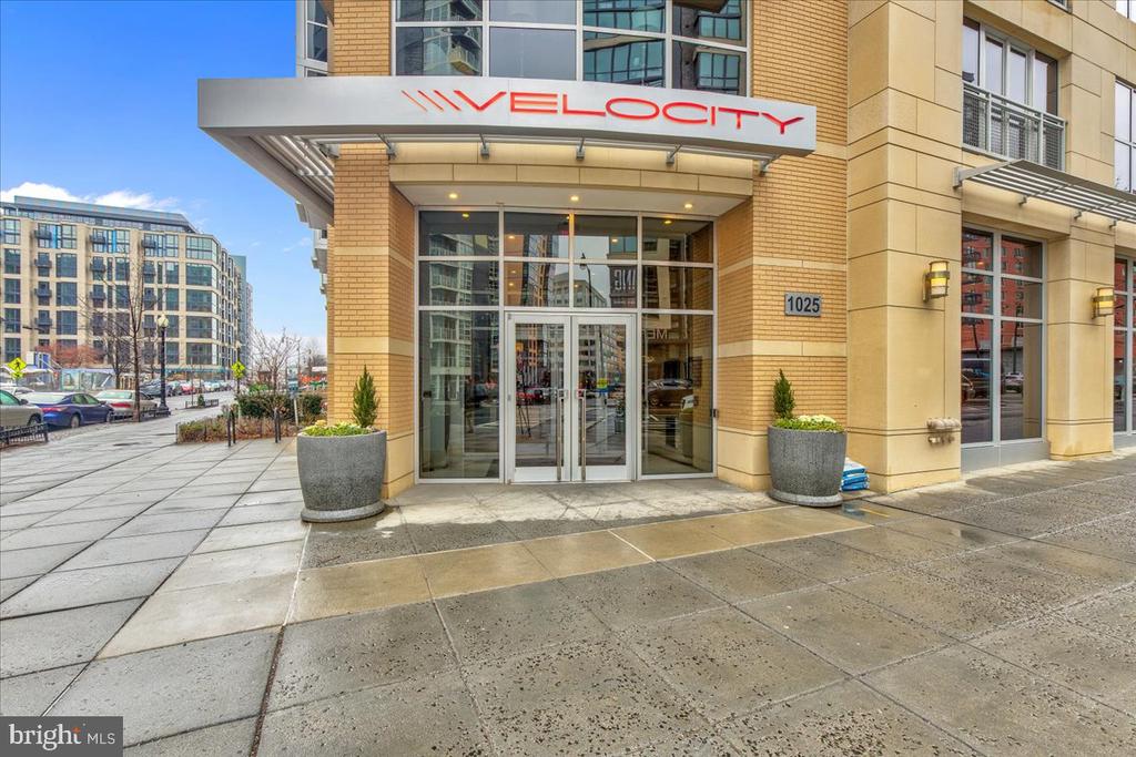 1025 1ST STREET SE 614