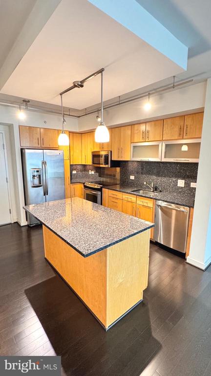 1025 1ST STREET SE 614