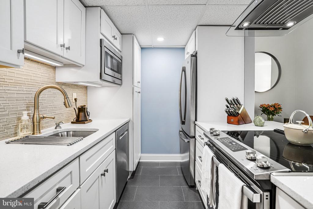 212 3RD STREET NE A