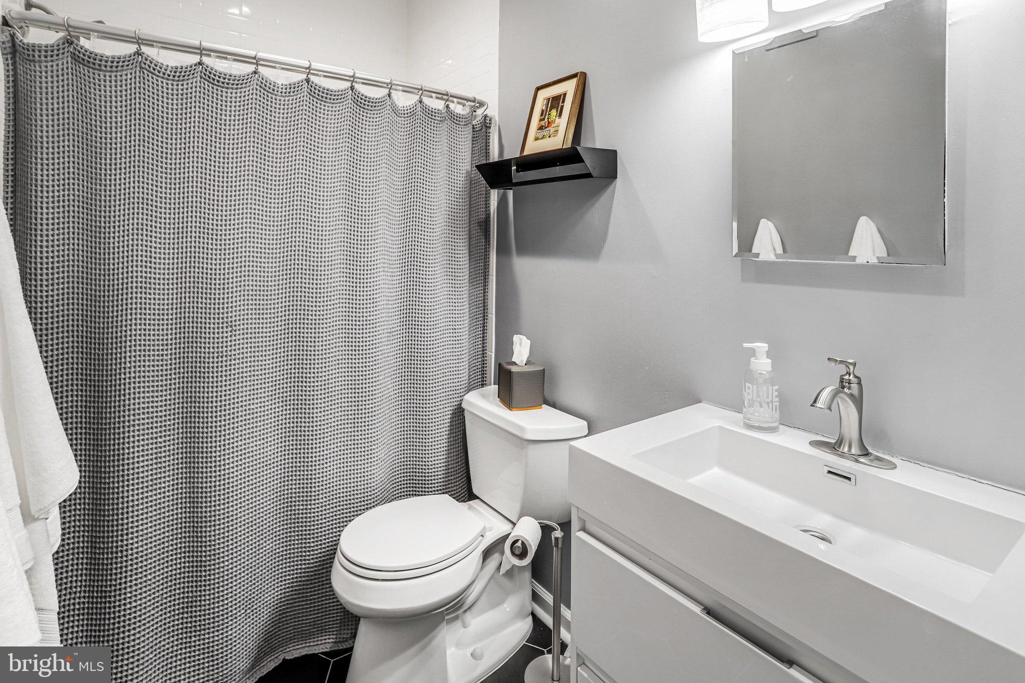 212 3RD STREET NE A