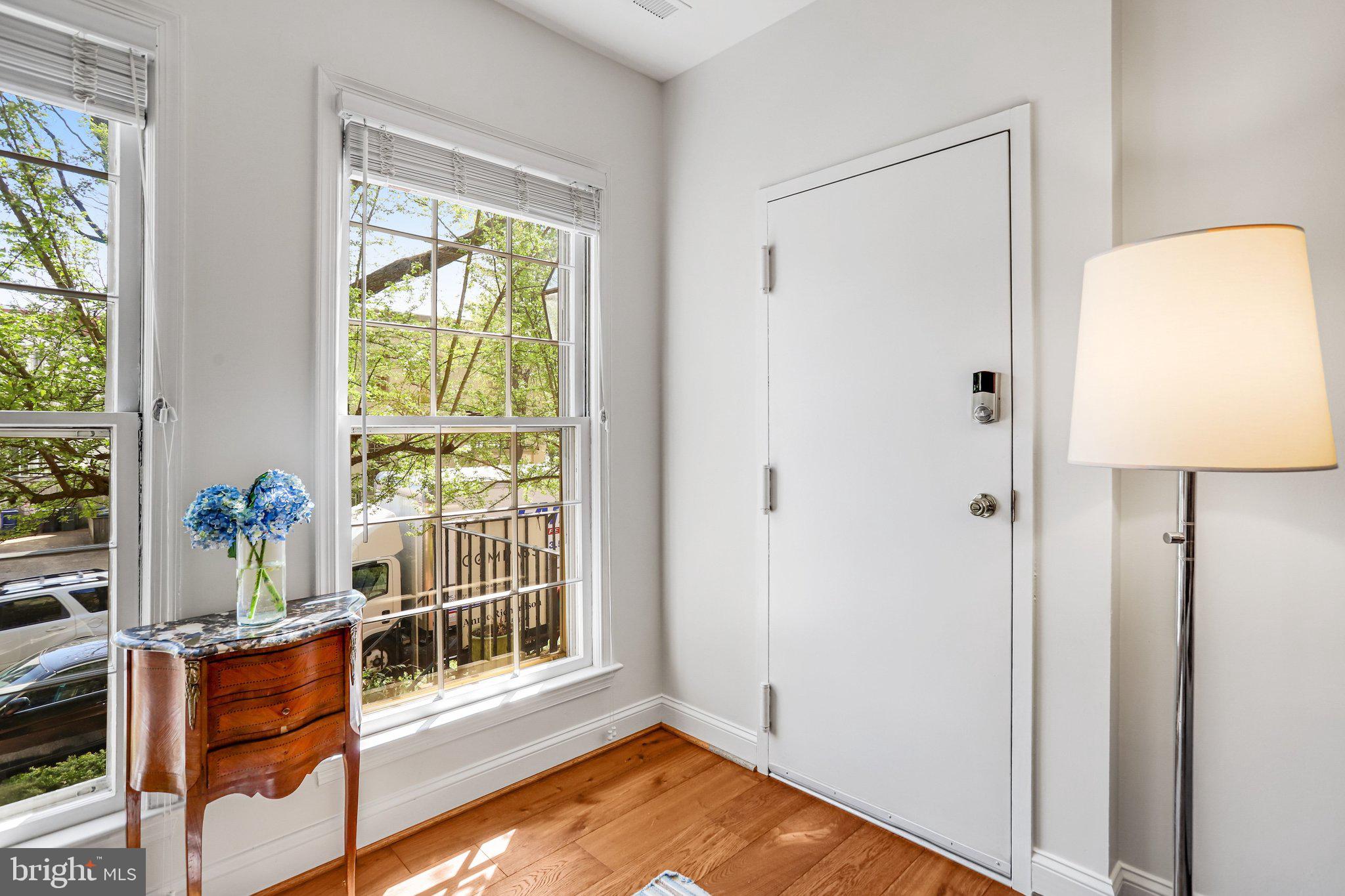 212 3RD STREET NE A