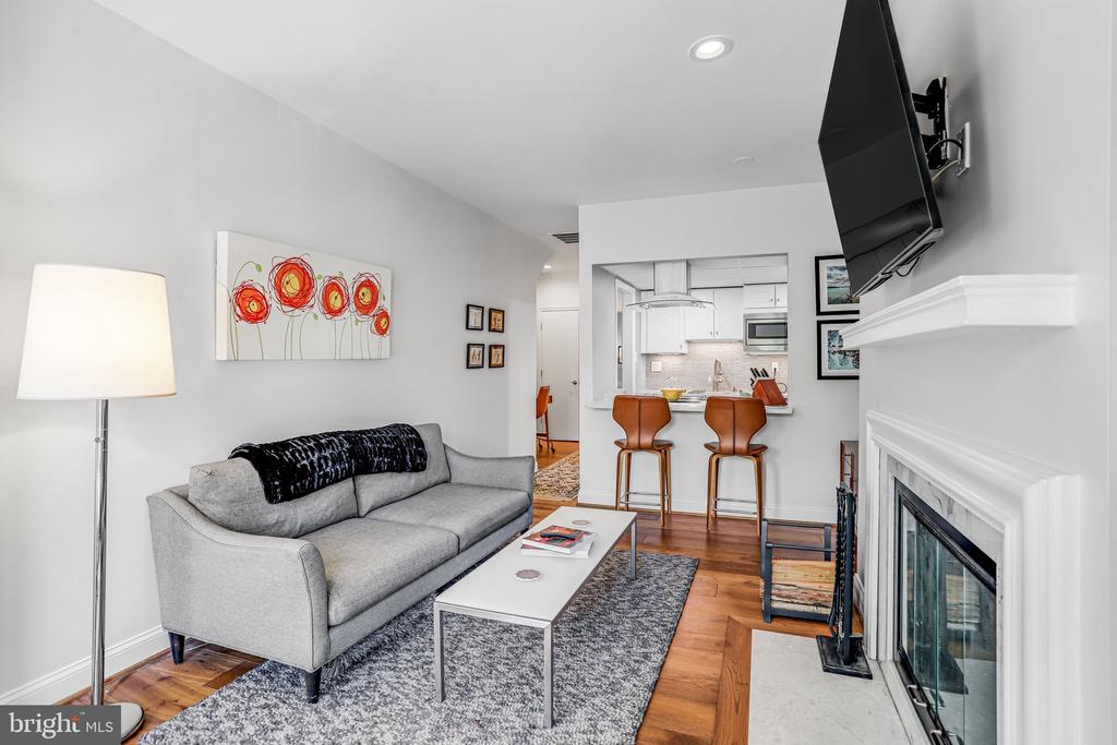 212 3RD STREET NE A