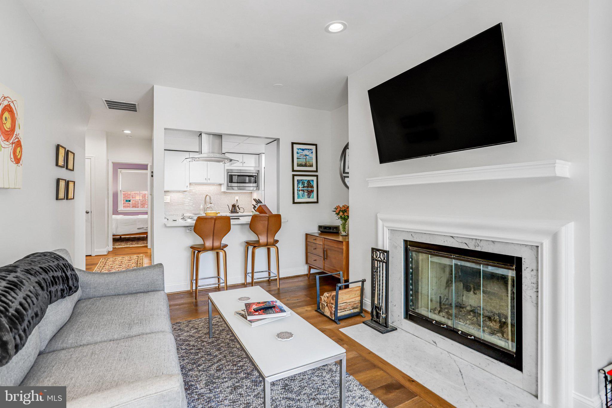 212 3RD STREET NE A