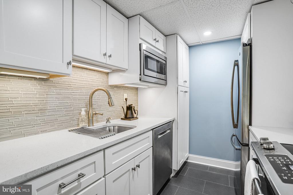 212 3RD STREET NE A