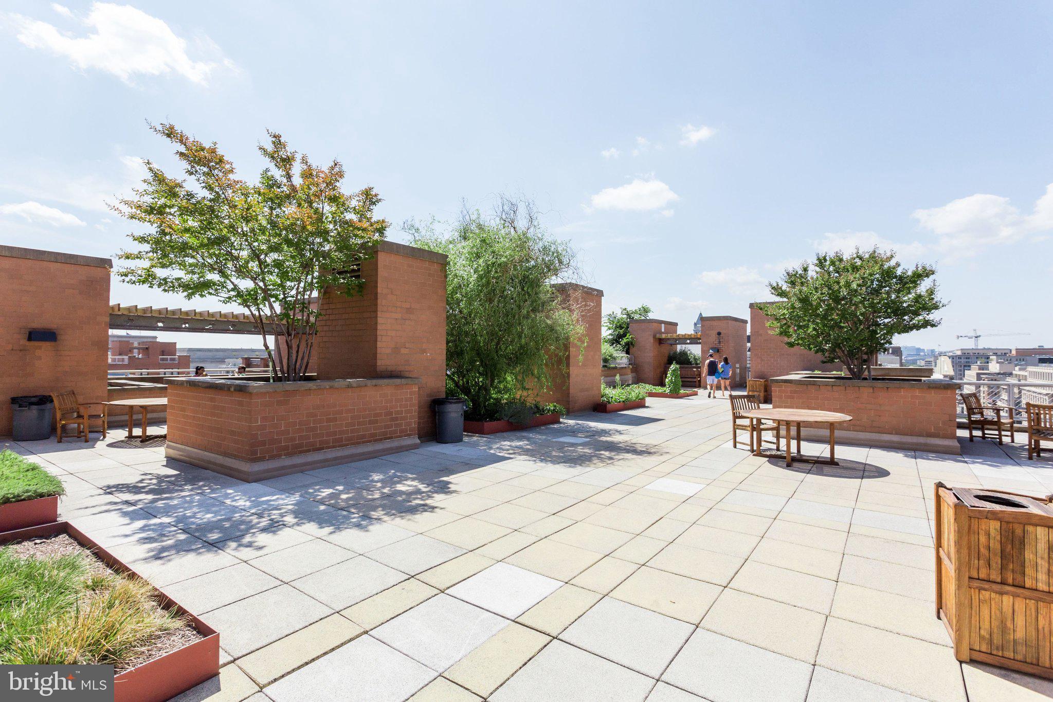 616 E STREET NW 708