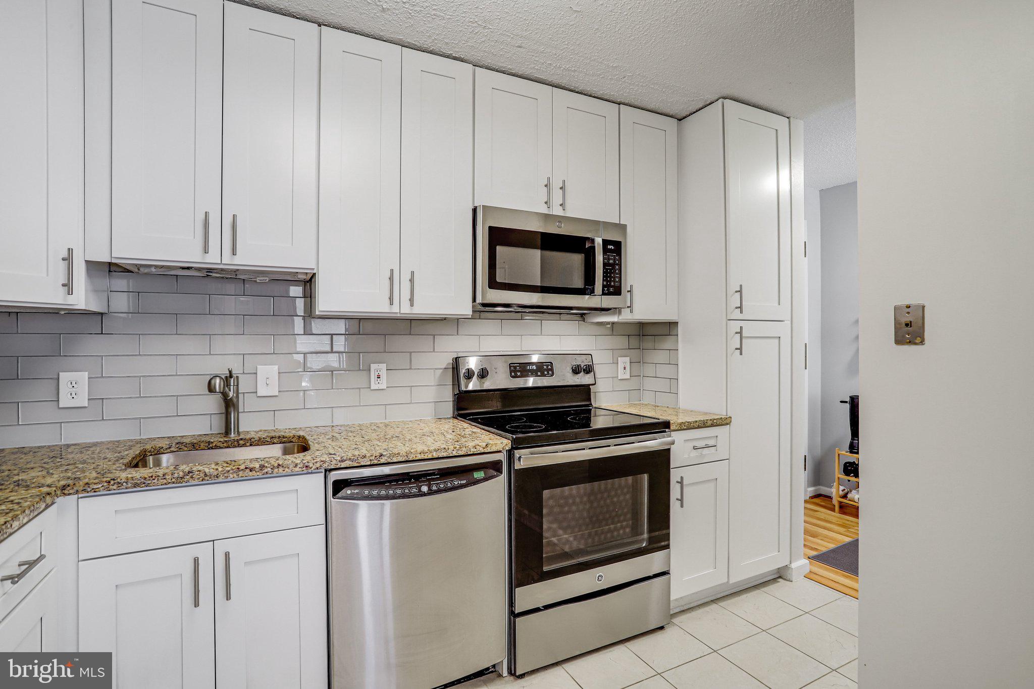 2141 P STREET NW 809