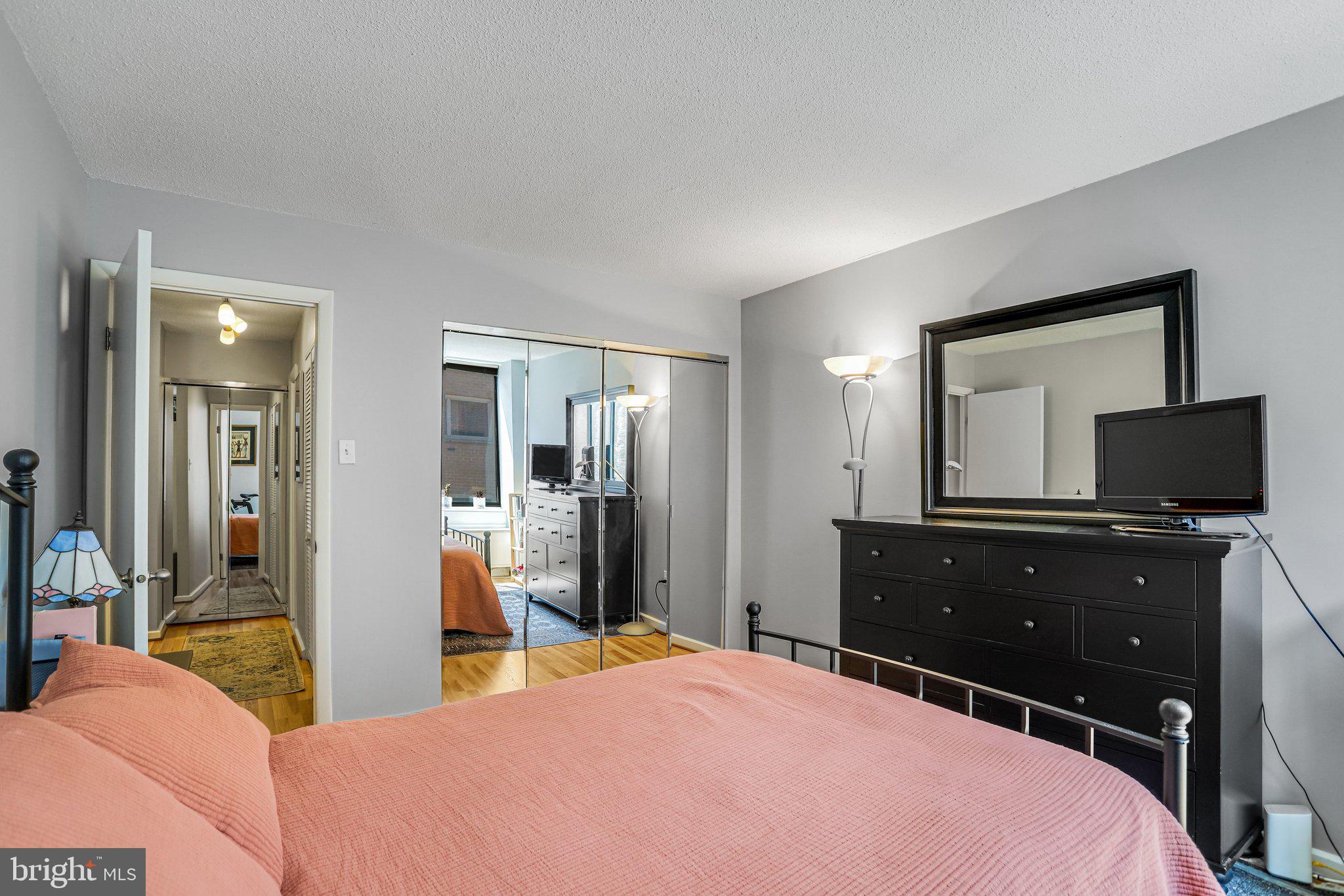 2141 P STREET NW 809
