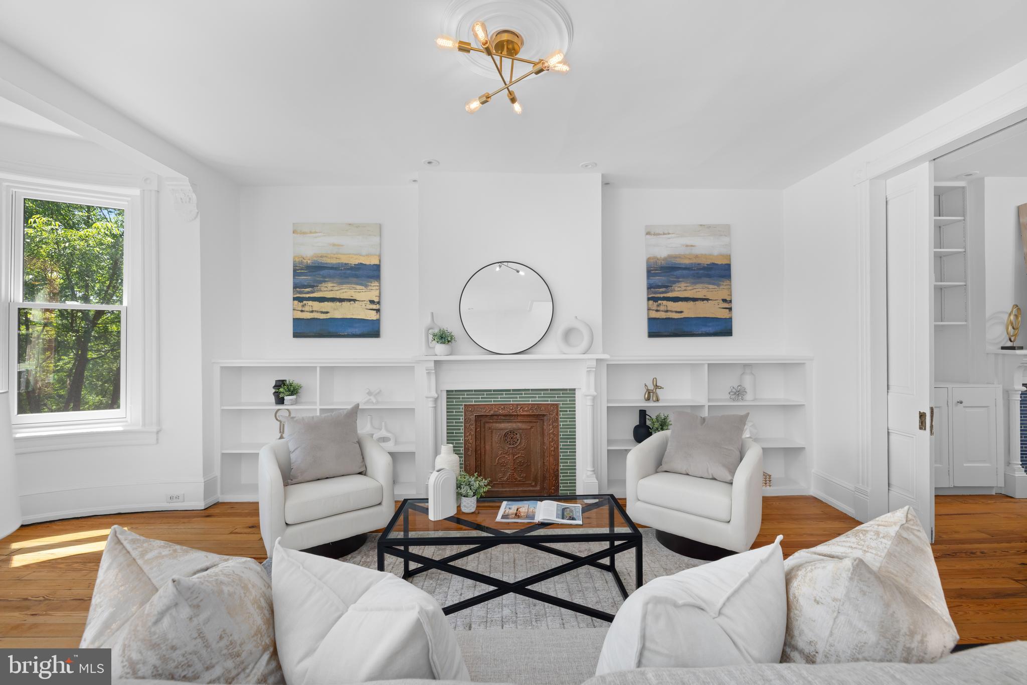 123 4TH STREET SE