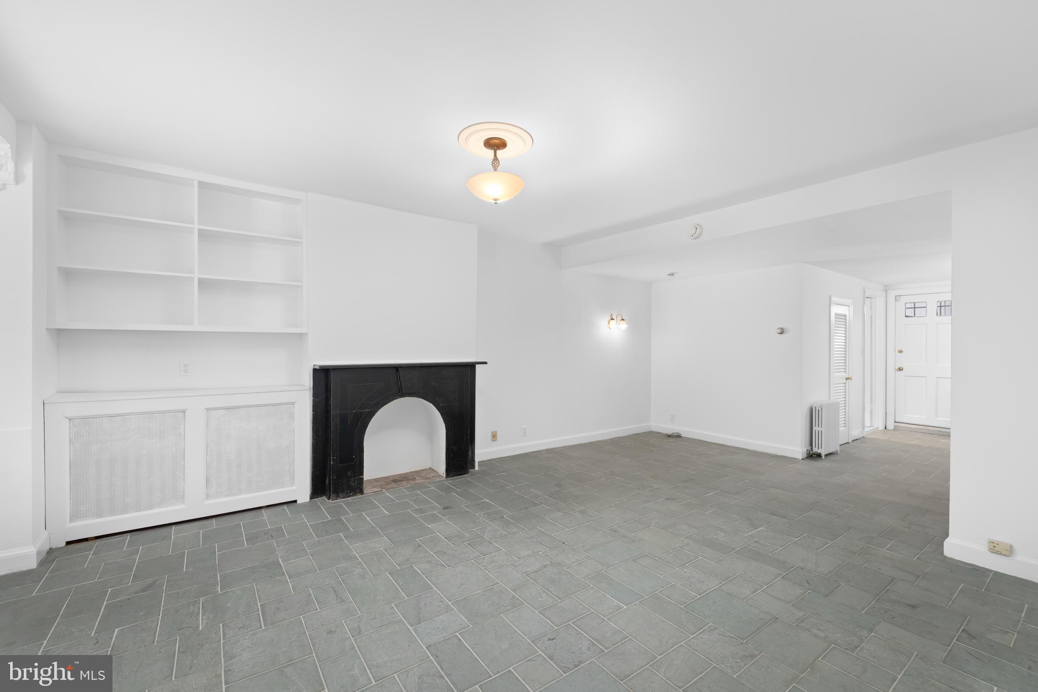 123 4TH STREET SE