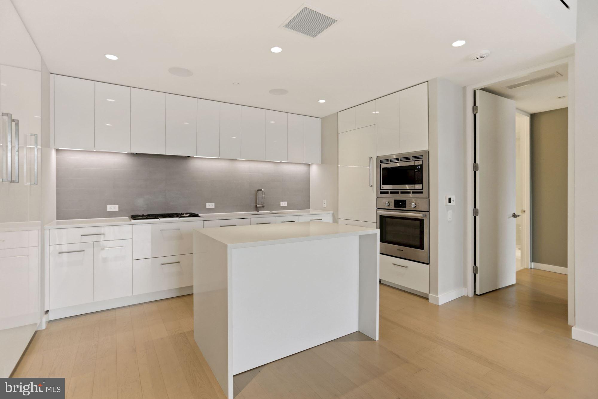 1111 24TH STREET NW 85