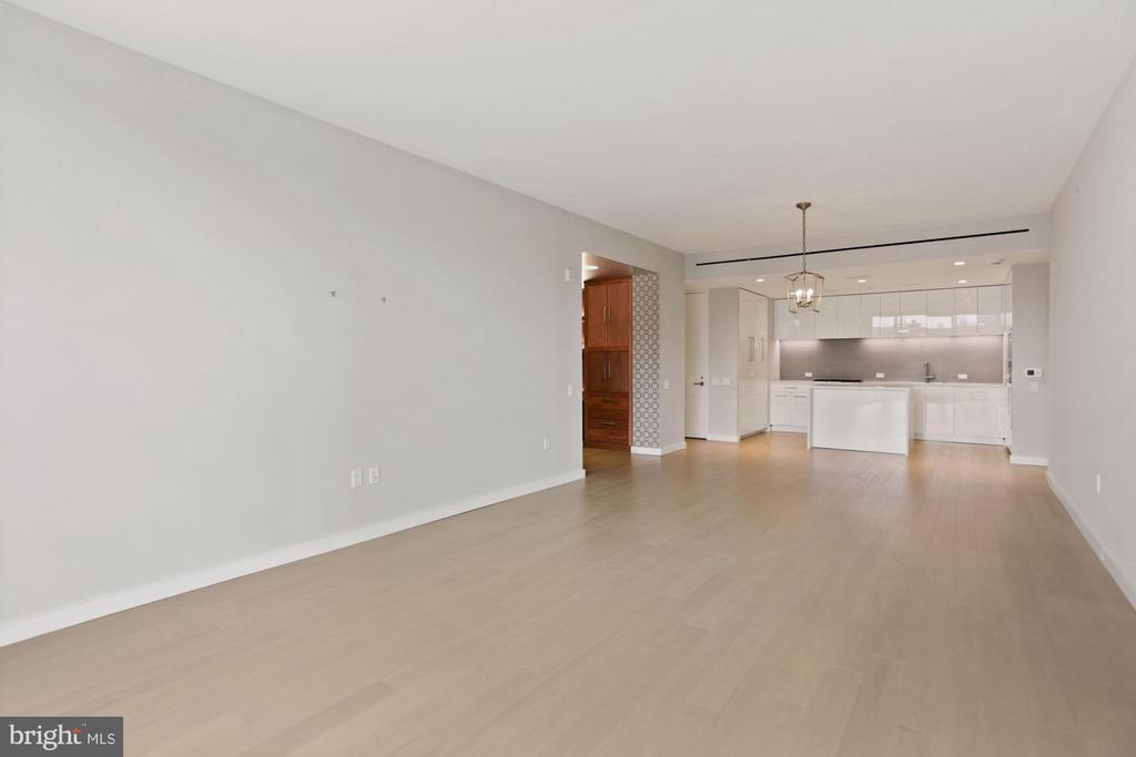 1111 24TH STREET NW 85