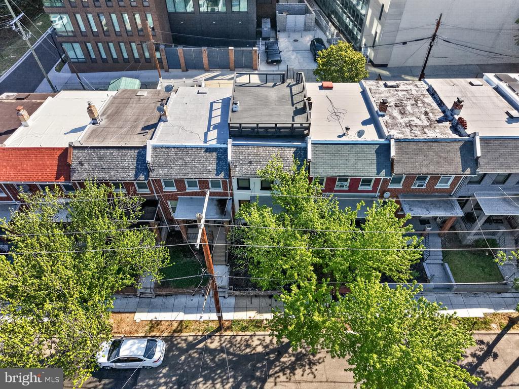 1118 CHICAGO STREET SE