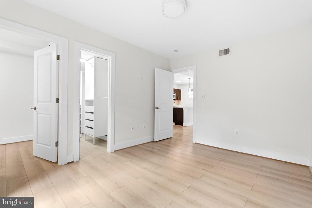 4226 7TH STREET NW 101