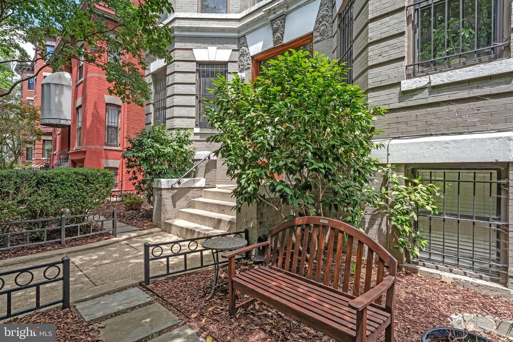 1931 17TH STREET NW 103