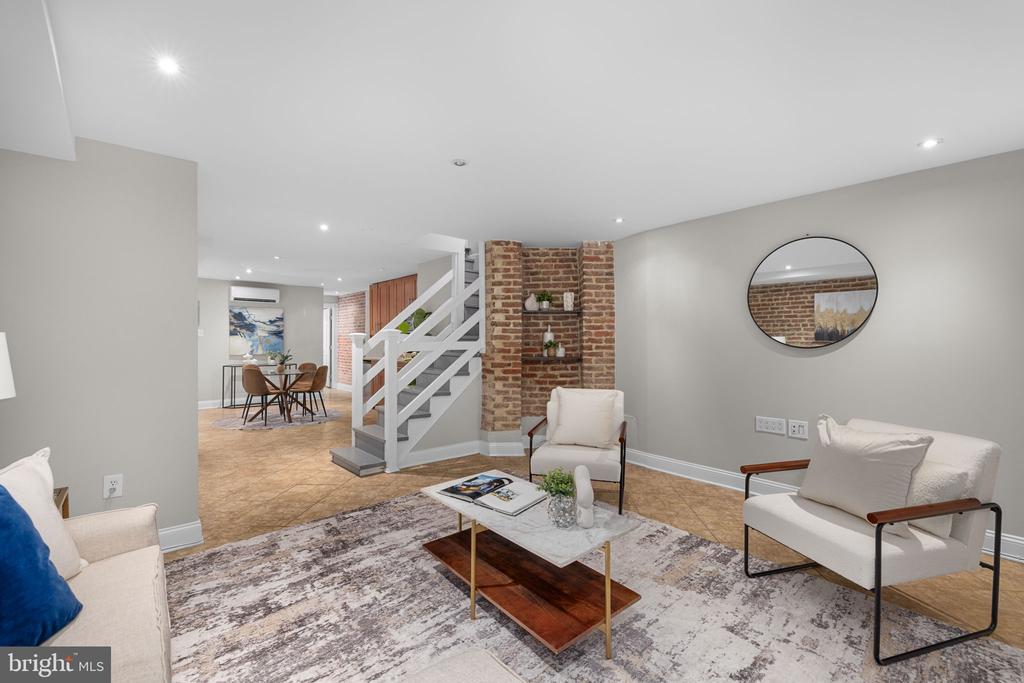 146 U STREET NW