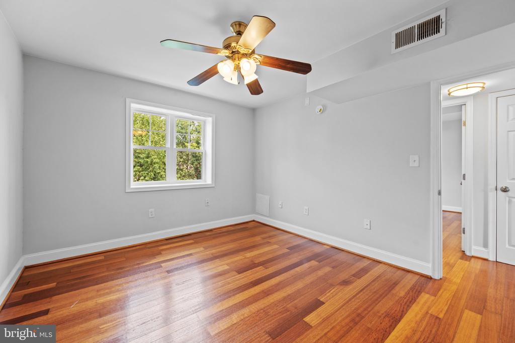 3868 9TH STREET SE Unit: 201