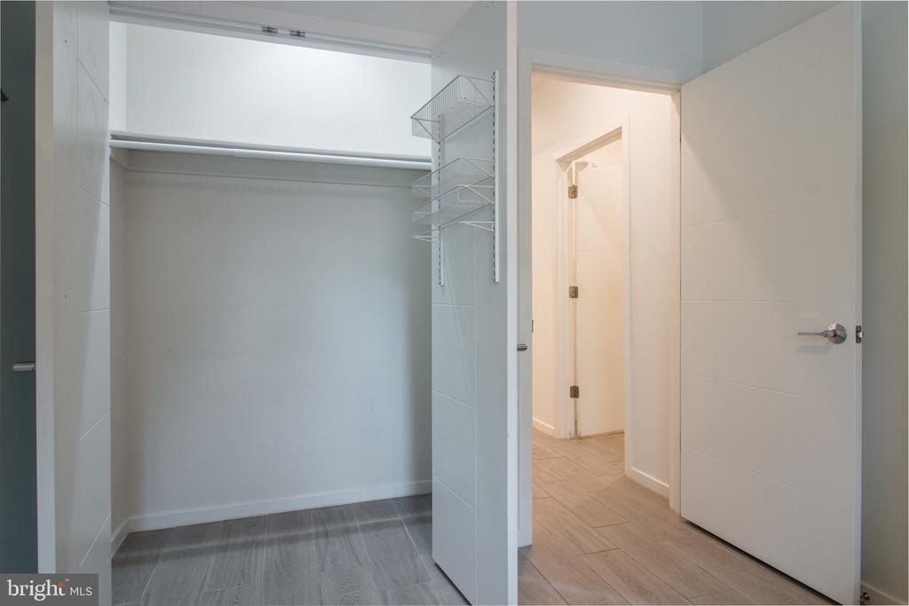 756 PARK ROAD NW Unit: 2