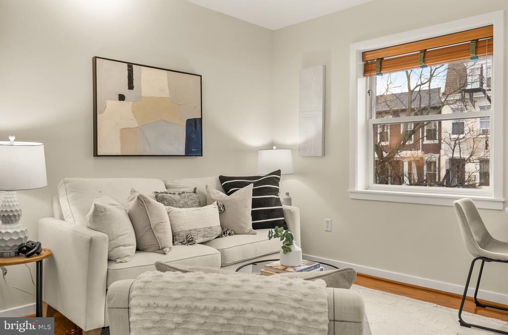 3534 10TH STREET NW Unit: 200
