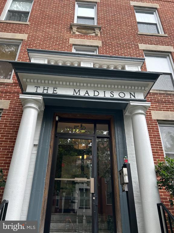 52 QUINCY PLACE NW Unit: 402
