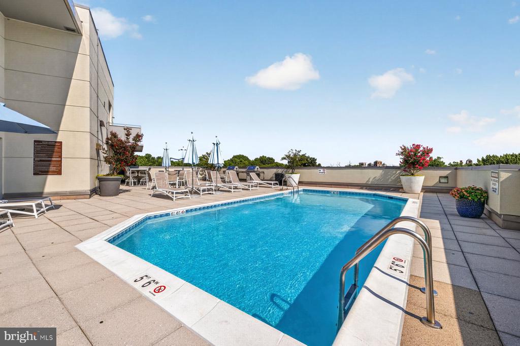 3883 CONNECTICUT AVENUE NW Unit: 206