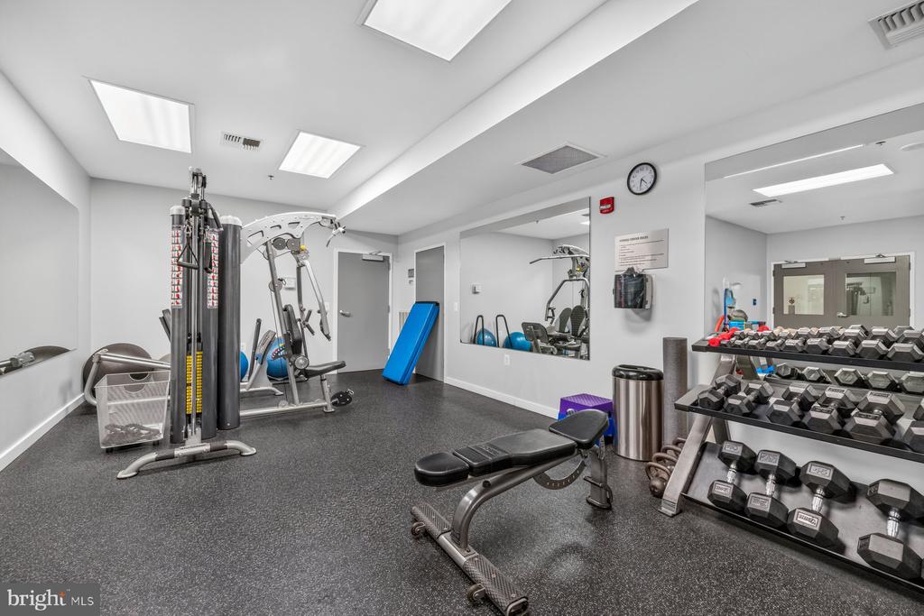 3883 CONNECTICUT AVENUE NW Unit: 206