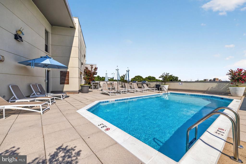 3883 CONNECTICUT AVENUE NW Unit: 206