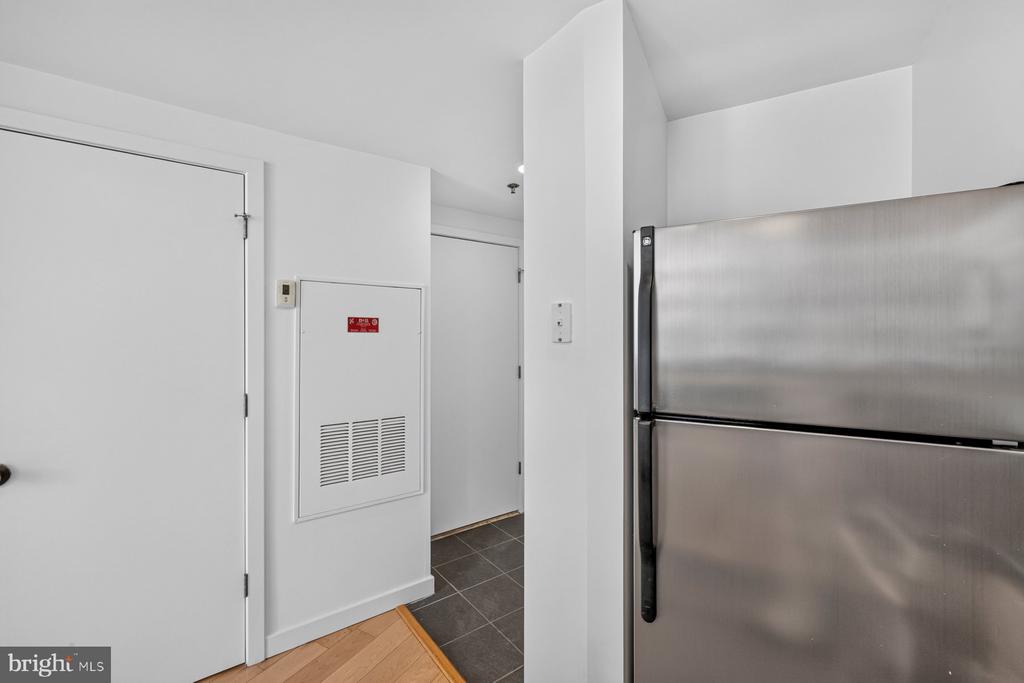 3883 CONNECTICUT AVENUE NW Unit: 206