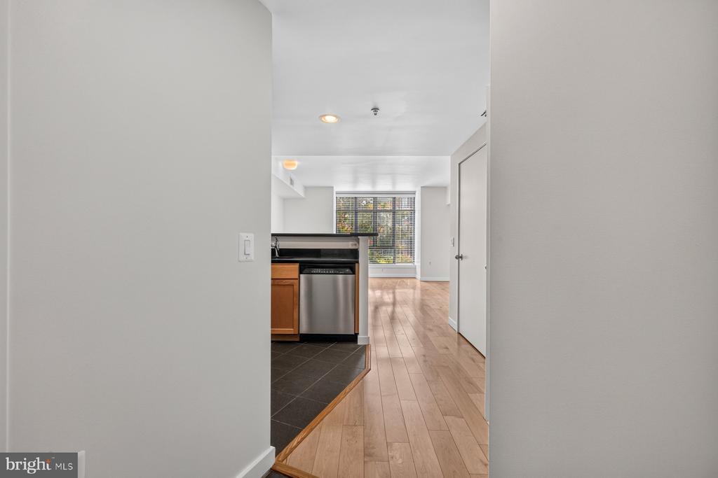 3883 CONNECTICUT AVENUE NW Unit: 206