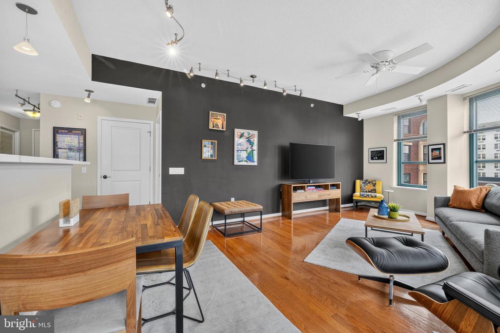 1390 KENYON STREET NW Unit: 517