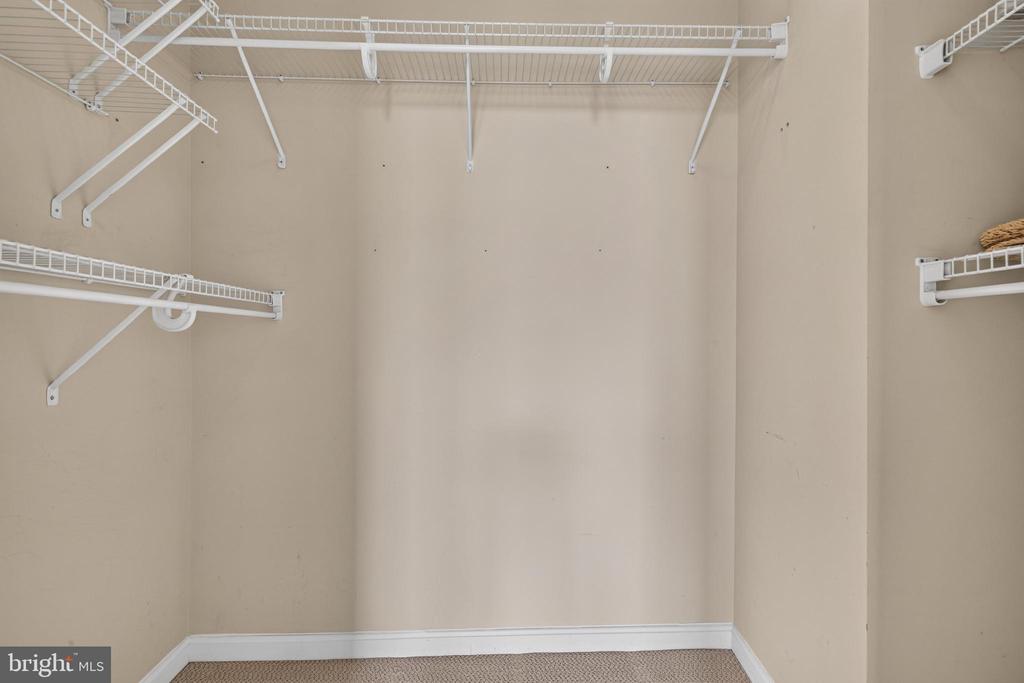 1390 KENYON STREET NW Unit: 517